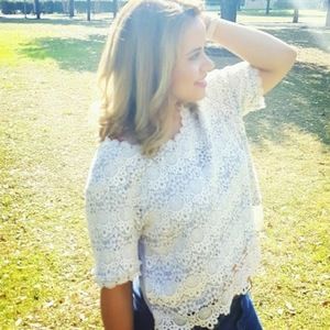 Meet your Posher, Analee